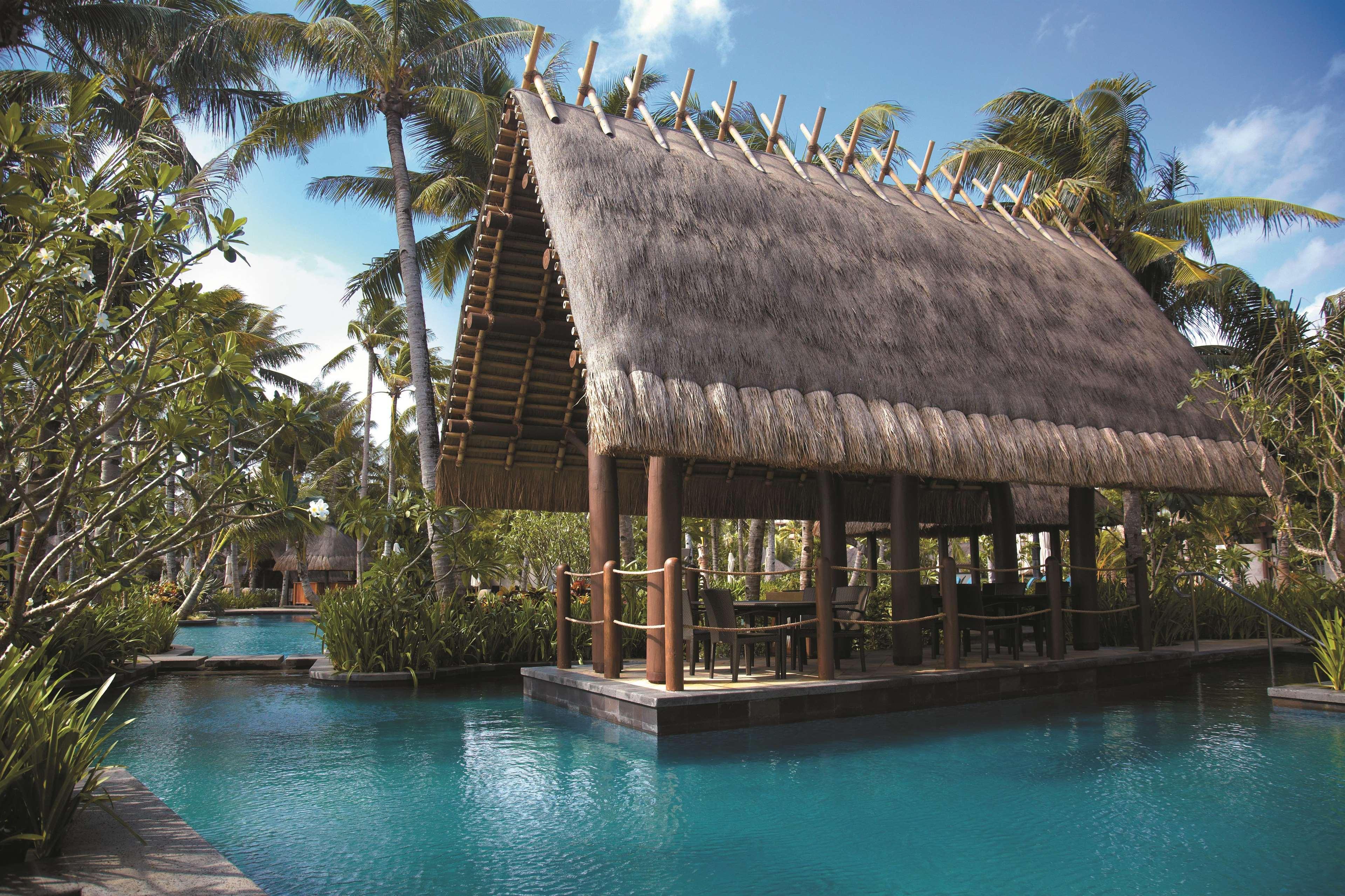 Shangri-La Boracay Exterior foto The swimming pool at the Four Seasons Resort